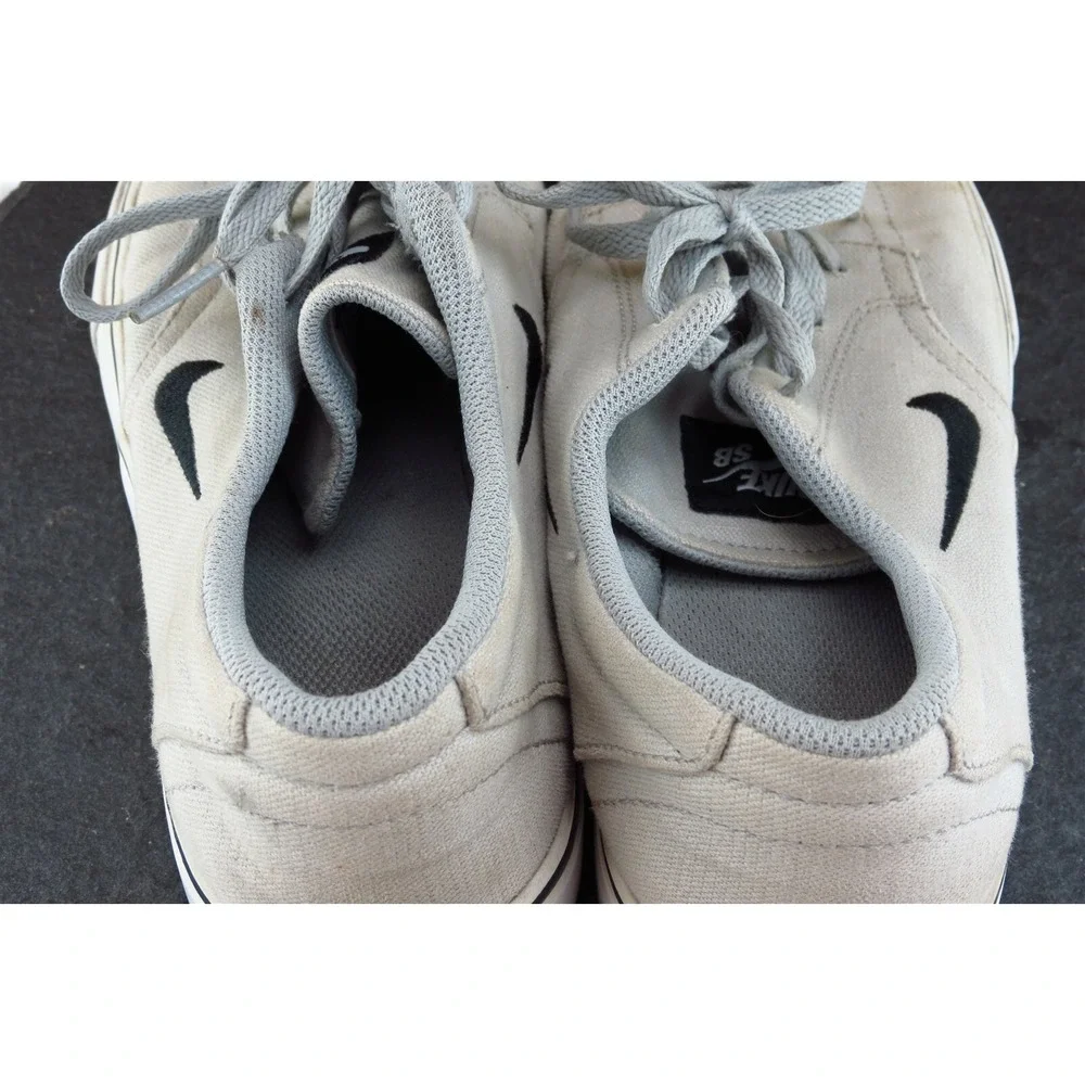 Nike welcome shoe